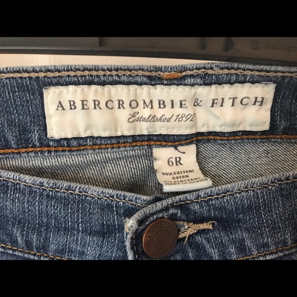 Abercrombie& Fitch Jean 6R - Picture 2 of 4